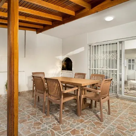 Kusadasi, Simsek Apartman *